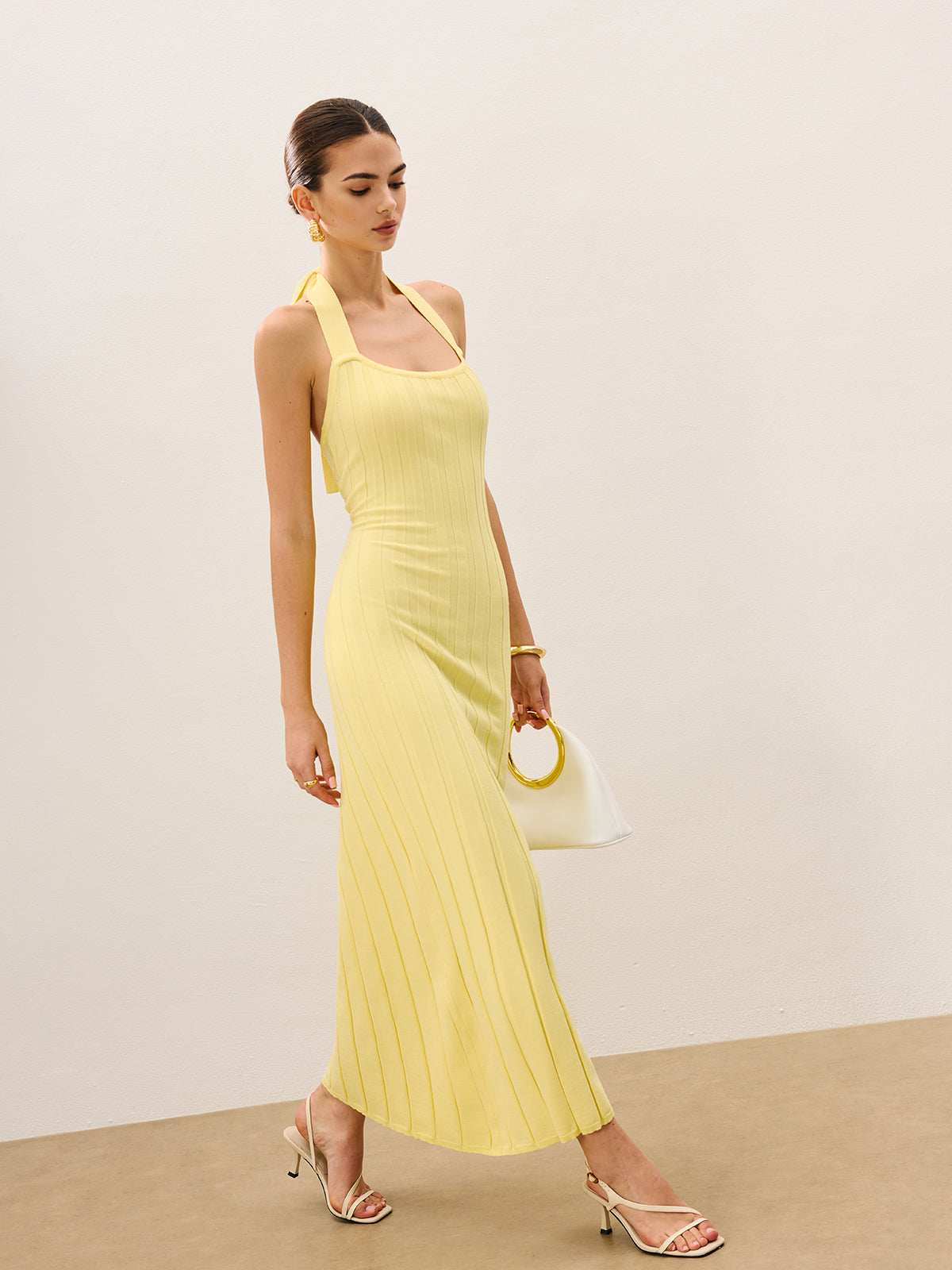 Sarys Halter Neck Ribbed Knit Dress