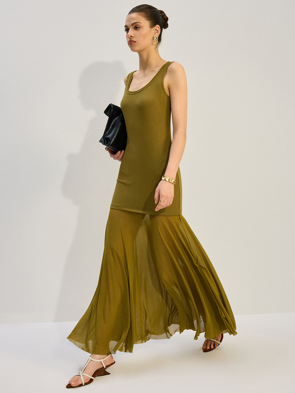 Shimrose – Ärmelloses Maxikleid mit transparenten Einsätzen 