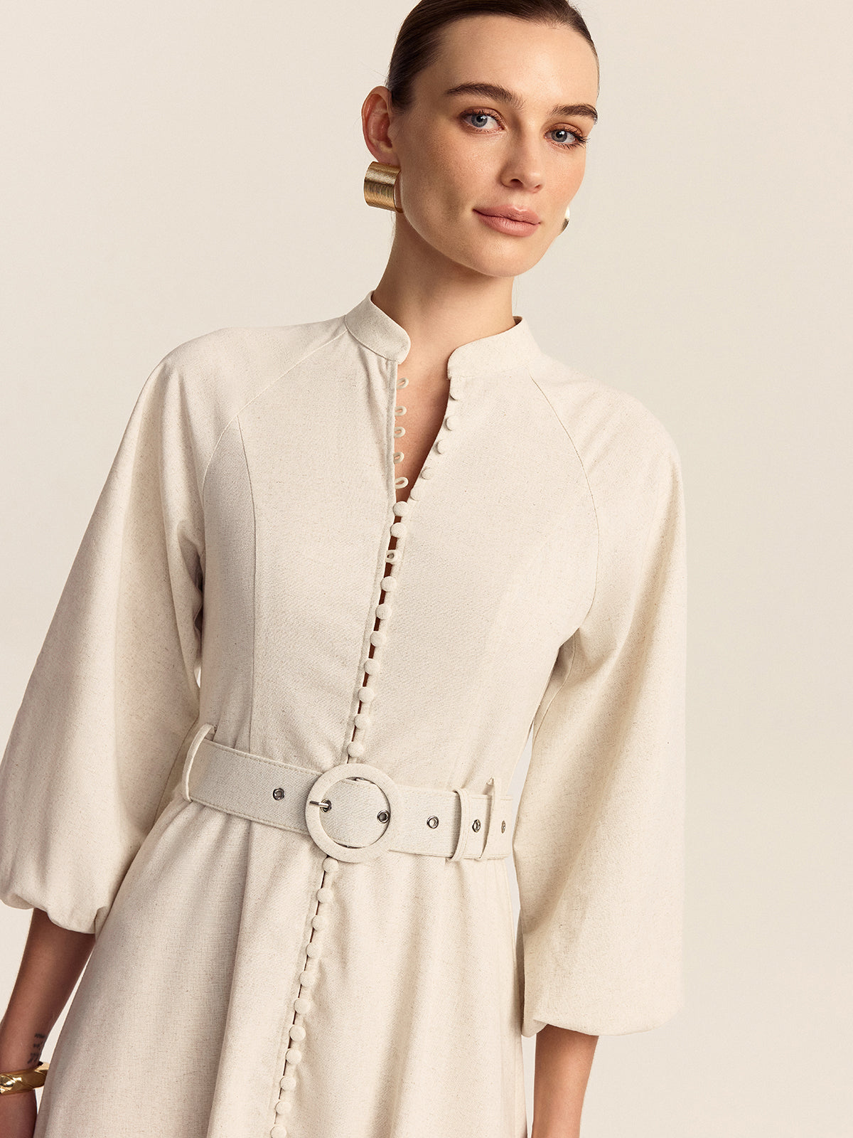 Olyne Maxikleid mit Gürtel und Knopfleiste vorne 