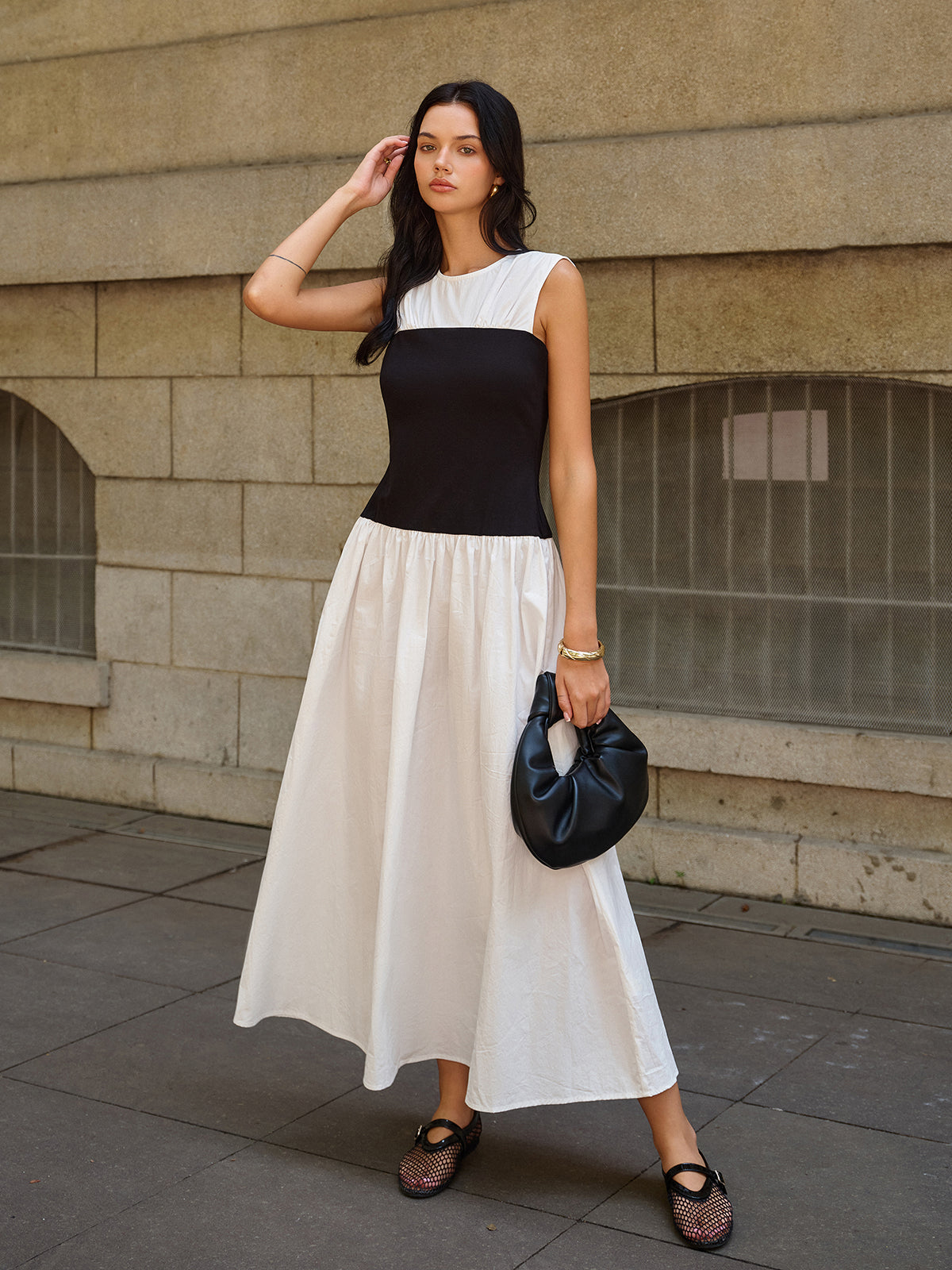 Luxorious Sleeveless Color-Block Maxi Dress