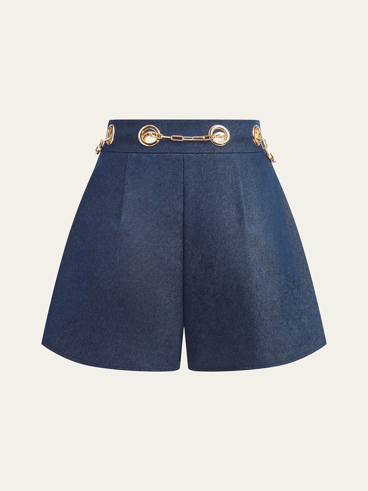 Serene denimshorts med metallkedjebälte 